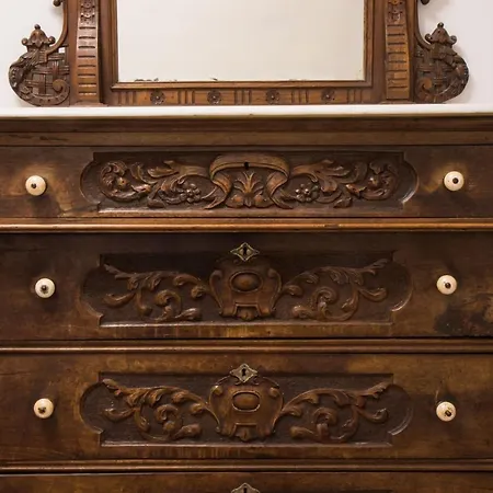 Niochori Heritage: The Pianist * Rhodes City