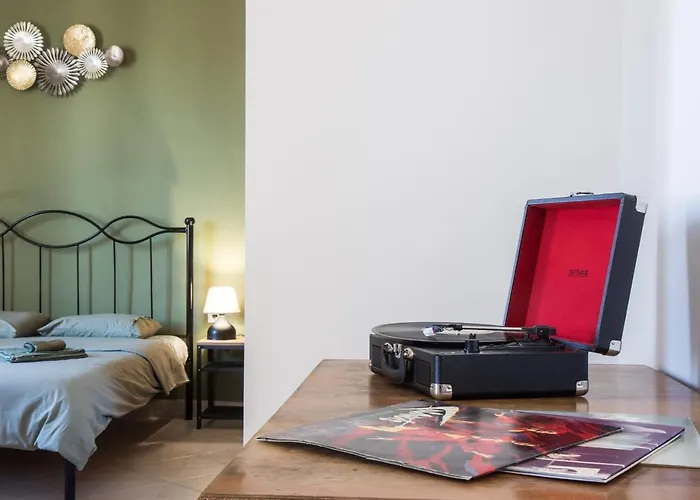 Apartament Niochori Heritage: The Pianist